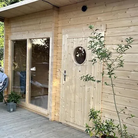 Glycine Pour 8 Personnes Avec Sauna Et Bain Nordique Ferienhaus