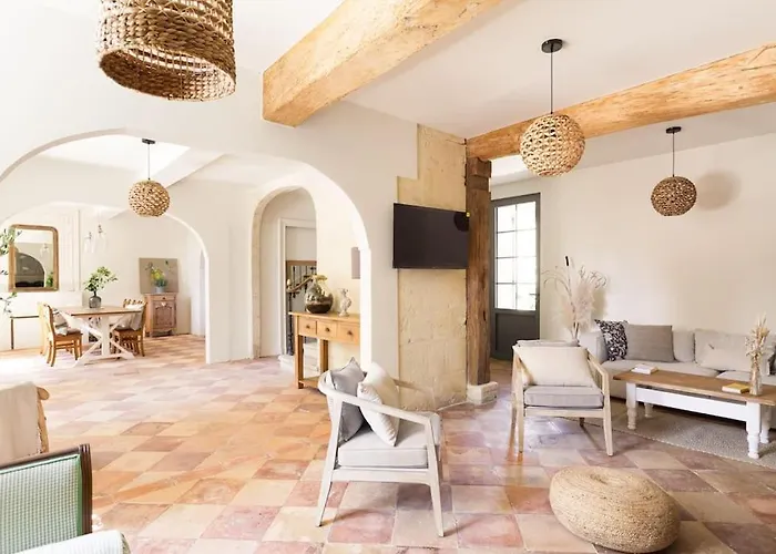 Glycine Pour 8 Personnes Avec Sauna Et Bain Nordique