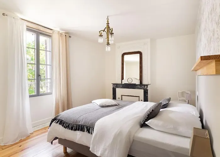 Glycine Pour 8 Personnes Avec Sauna Et Bain Nordique Capian