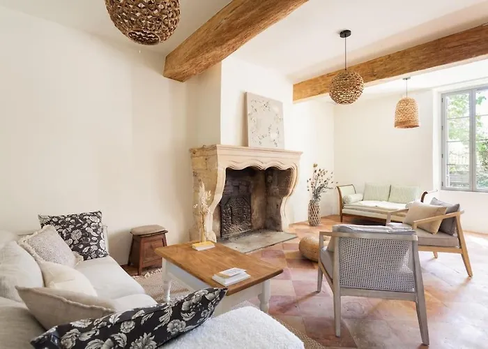 Glycine Pour 8 Personnes Avec Sauna Et Bain Nordique 度假居